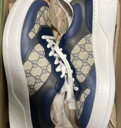 Gucci GG Supreme Sneakers