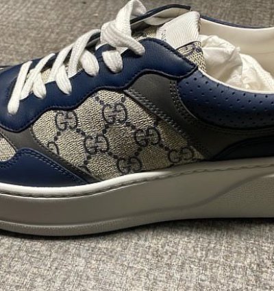 Gucci GG Supreme Sneakers
