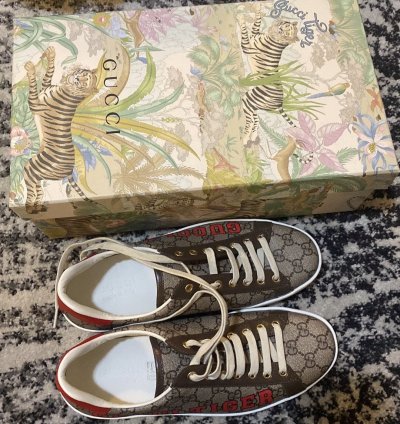 Gucci GG Tiger Ace Sneaker size 8