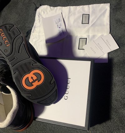 Gucci line