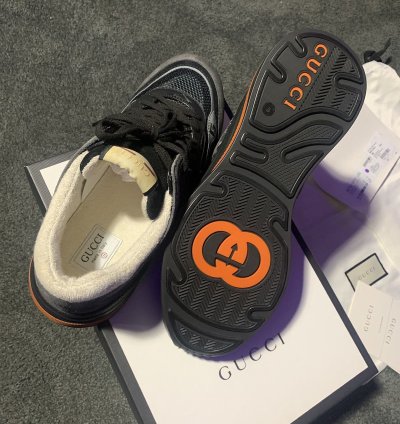 Gucci line