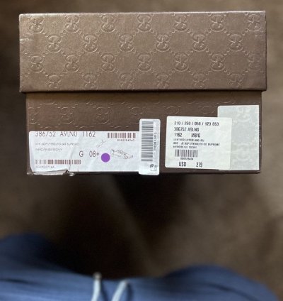 GUCCI Low-top GG Supreme sneaker US 8 5