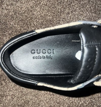 GUCCI Low-top GG Supreme sneaker US 8 5