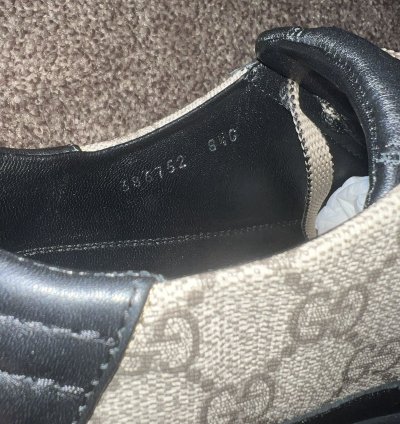 GUCCI Low-top GG Supreme sneaker US 8 5