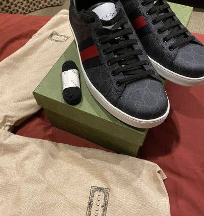 Gucci Lowtop Black Laced Sneakers