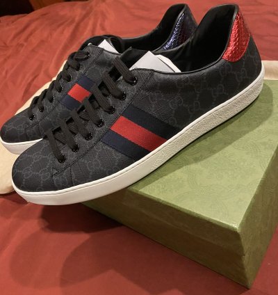 Gucci Lowtop Black Laced Sneakers