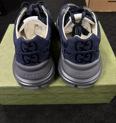 GUCCI MACRO GG CANVAS 725932