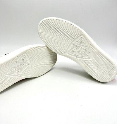 GUCCI Men Ace embroidered sneaker