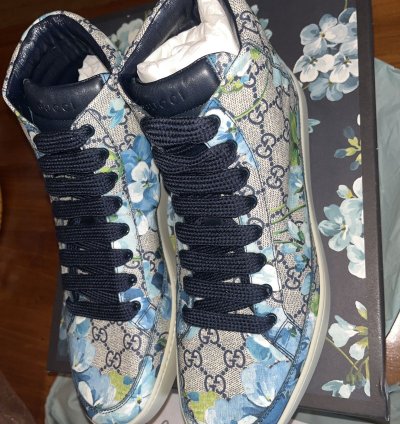 GUCCI Men Bloom Print Supreme GG Blue Hi Top Sneaker