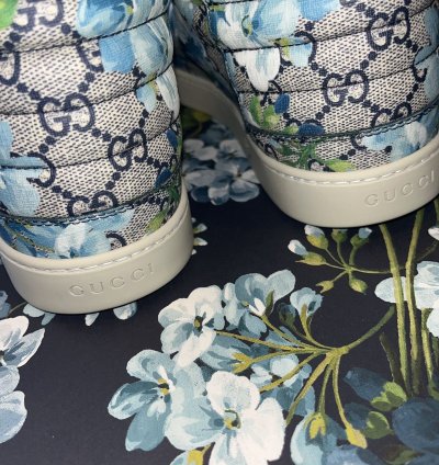 GUCCI Men Bloom Print Supreme GG Blue Hi Top Sneaker