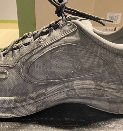 Gucci Men Run Sneakers in Graphite grey