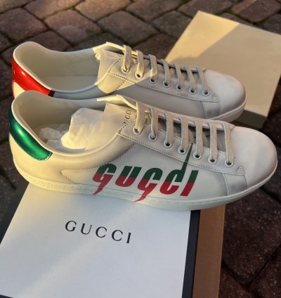 GUCCI NEW ACE BLADE LOGO SNEAKER