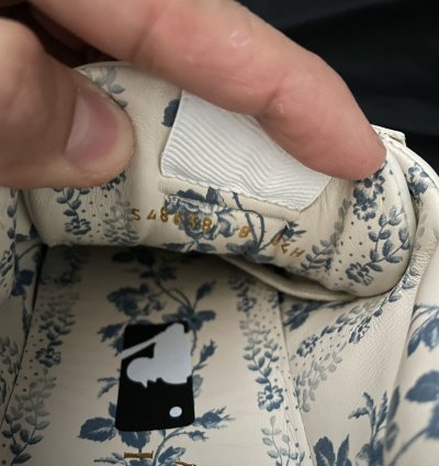 Gucci NY Yankees Rhyton Sneaker