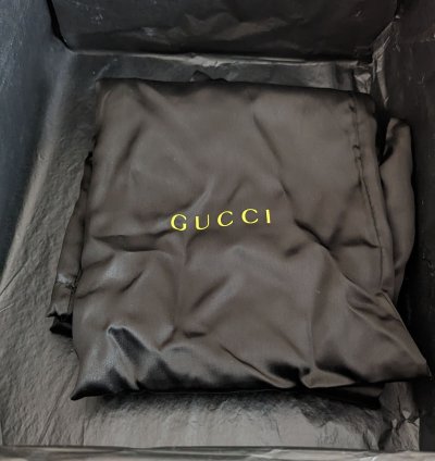 Gucci patch sneakers