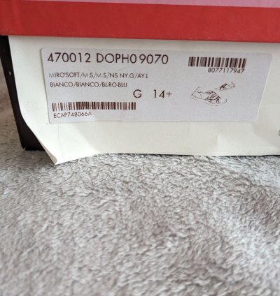 Gucci patch sneakers
