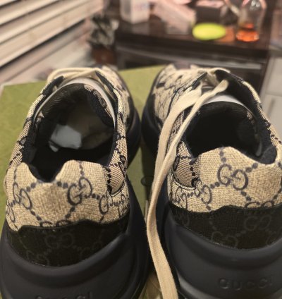 Gucci Rhython Blue Monogram Sz 8 5 Converts US Sz 9