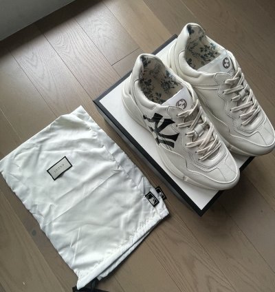 Gucci Rhyton NY Yankees size 10 Gucci
