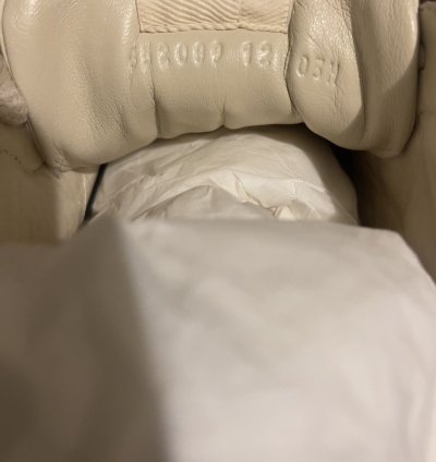GUCCI Rhyton Printed Distressed Leather Sneakers (Red Lips)