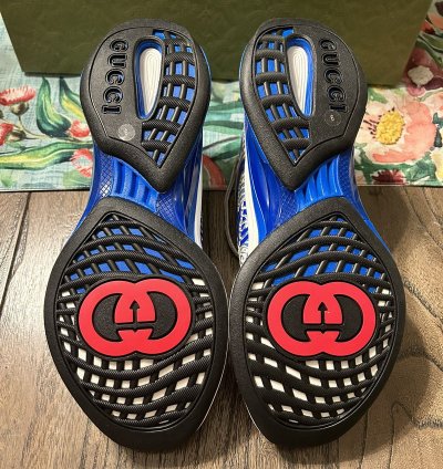Gucci run knit