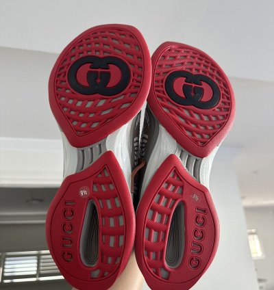 Gucci Run Sneakers