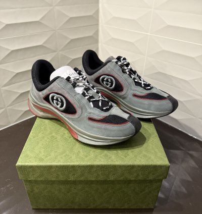 GUCCI RUN SNEAKERS NUBUCK ALASKA LEATHER (SIZE 10US)
