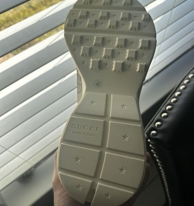 Gucci Rython 100 Beige