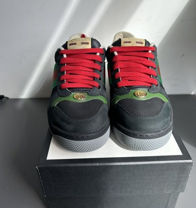 Gucci screener black