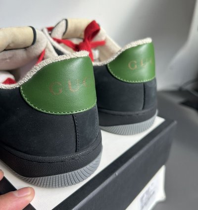 Gucci screener black