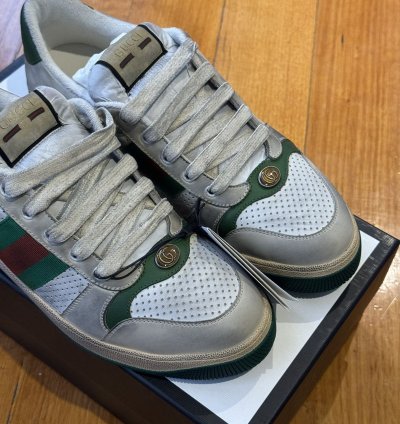 Gucci Screener Vintage Leather Low Top Sneakers White Beige