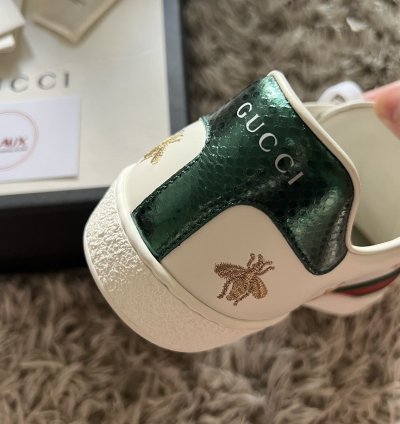 Gucci stars and bees logo ace aces sneakers low top new box