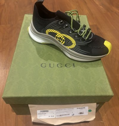 Gucci Technical Knit Run Sneakers