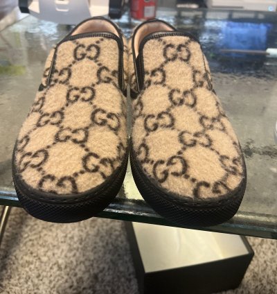 Gucci whool slip-on beige
