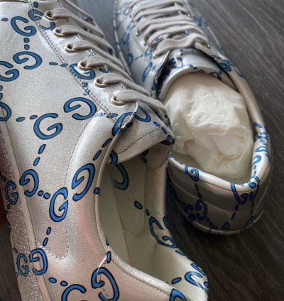 Limited Edition Brand New Runway ACE GG Logo Leather Sneaker