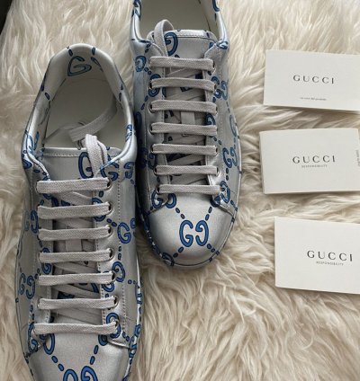 Limited Edition Brand New Runway ACE GG Logo Leather Sneaker