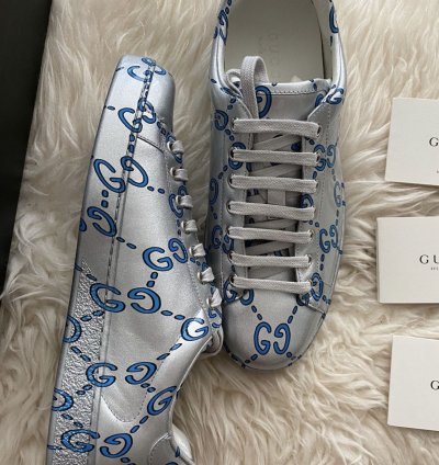 Limited Edition Brand New Runway ACE GG Logo Leather Sneaker