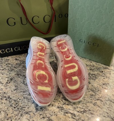 Men Gucci Ultrapace Sneakers