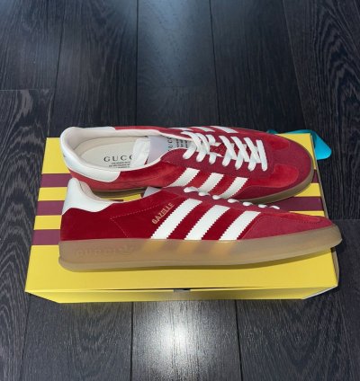 NEW - Gucci Adidas Gazelle Red Velvet US11