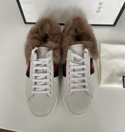 New ace sneakers with fur