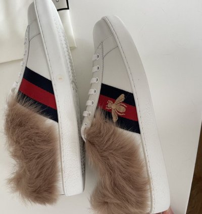 New ace sneakers with fur