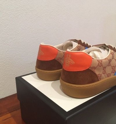 New Gucci SS19 G74 sneakers sz 9 US 10