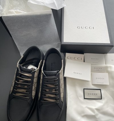 New Rare Limited Edition Supreme Gucci Logo Leather Sneaker