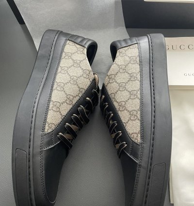 New Rare Limited Edition Supreme Gucci Logo Leather Sneaker