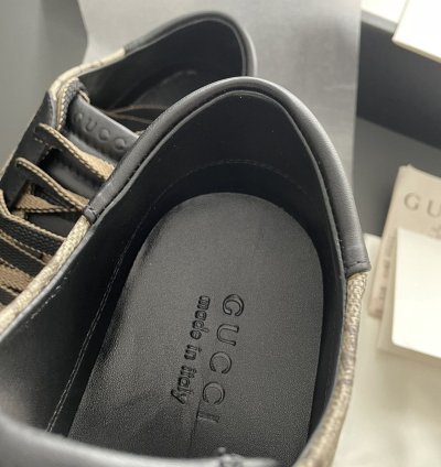 New Rare Limited Edition Supreme Gucci Logo Leather Sneaker