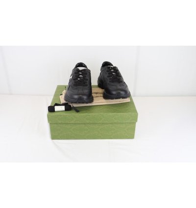 o1rshd1 Rython Sneakers in Black White