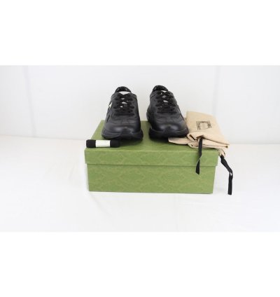 o1rshd1 Rython Sneakers in Black White