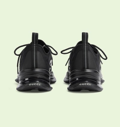o1s1wg110125 Run Sneakers in Black