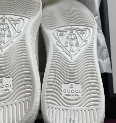 Rare Brand NEW Super Runway Embroidery Tennis Logo Sneaker