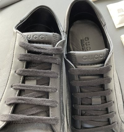 Rare Limited Edition Gucci Supreme Leather Low Top Sneakers
