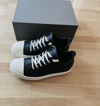 Rick Owens Ramone Sneakers (Low Top)