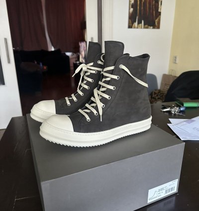 Rick Owens Ramons Dark Dust Milk